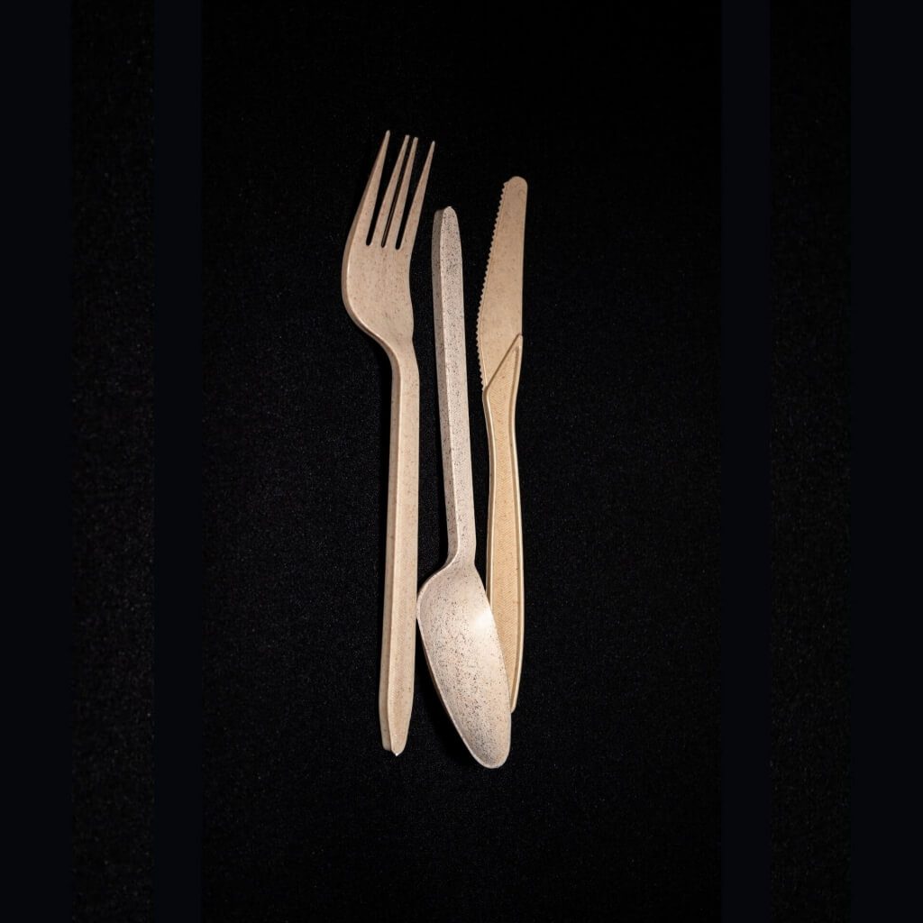 Eco-friendly biodegradable compostable disposable cutlery